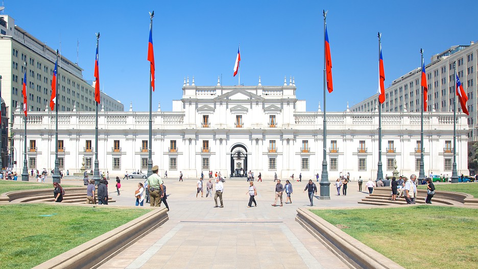 La Moneda palace, Santiago de Chile. (Photo internet reproduction)