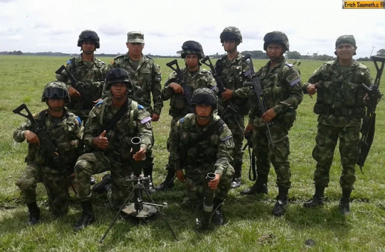 The massive departure of high-ranking officers from the Colombian Armed Forces