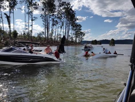 Plane crash in a dam in São Paulo with at least two dead. (Photo internet reproduction)