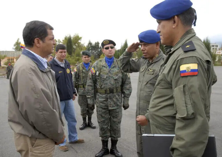 Armed Forces will firmly fight organized crime in Ecuador, minister announces