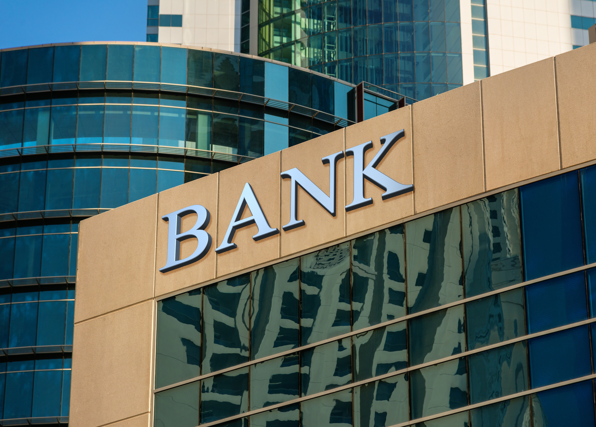 Best banks in the world in 2023: Sofisa leads the list in Brazil
