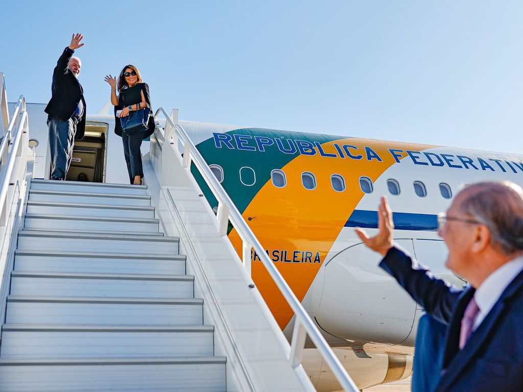 Lula da silva and his wife, Rosângela Lula da Silva, commonly known by her nickname Janja, arrive in Japan for the G7 summit 2023. (Photo internet reproduction)