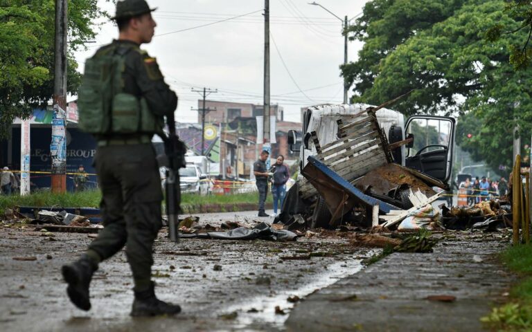 Terrorist attack in Colombia leaves at least 3 dead and 10 wounded