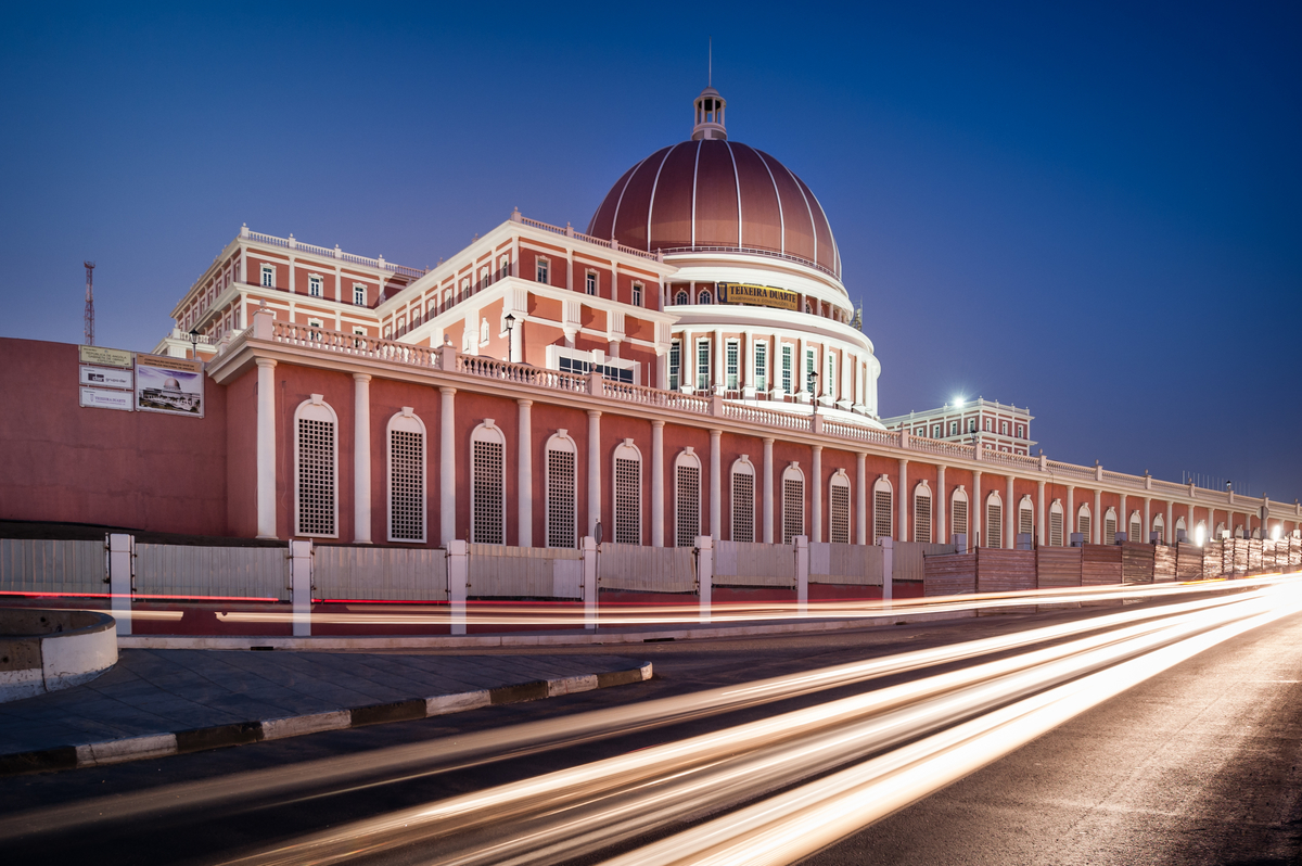 O edifício da nova Assembleia Nacional de Angola, Parlamento
