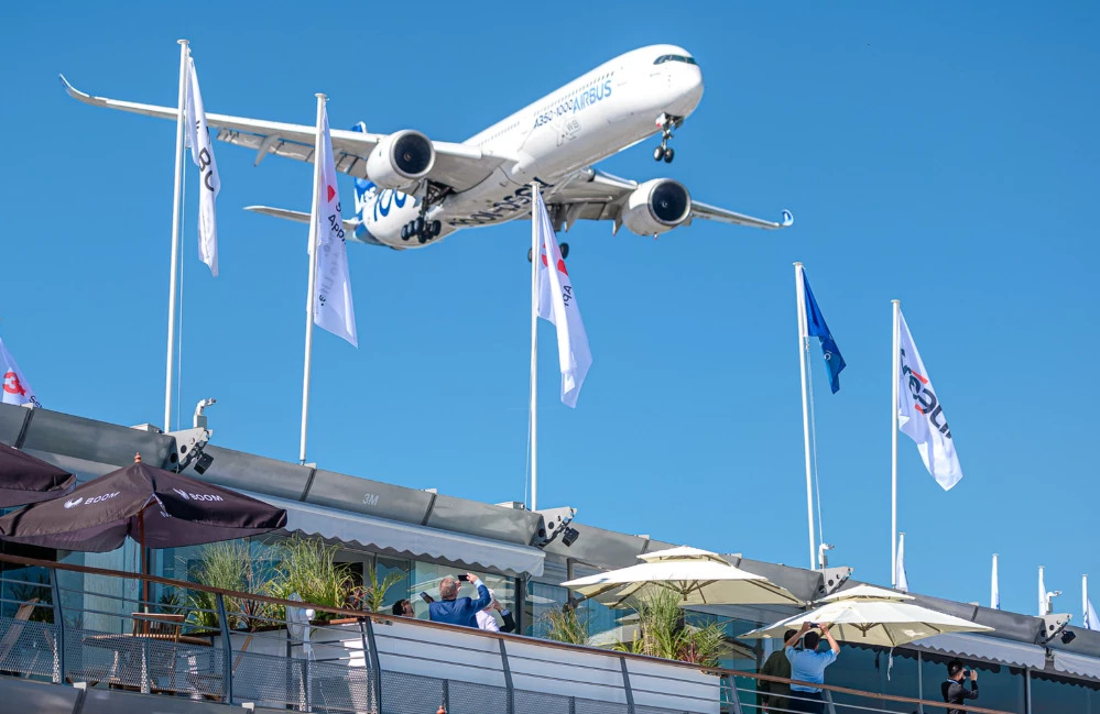 Paris air show