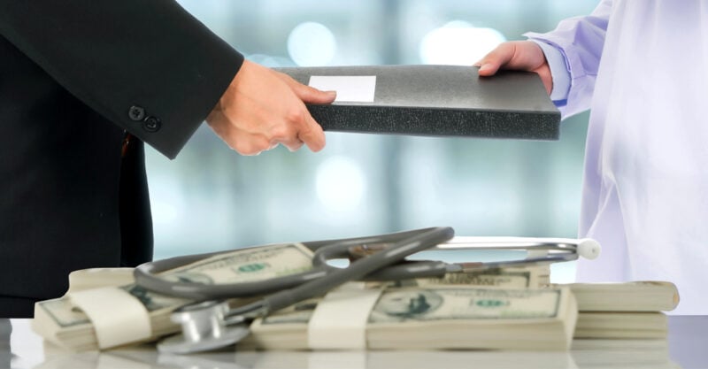 corporate-funding-scientific-research-feature-800x417