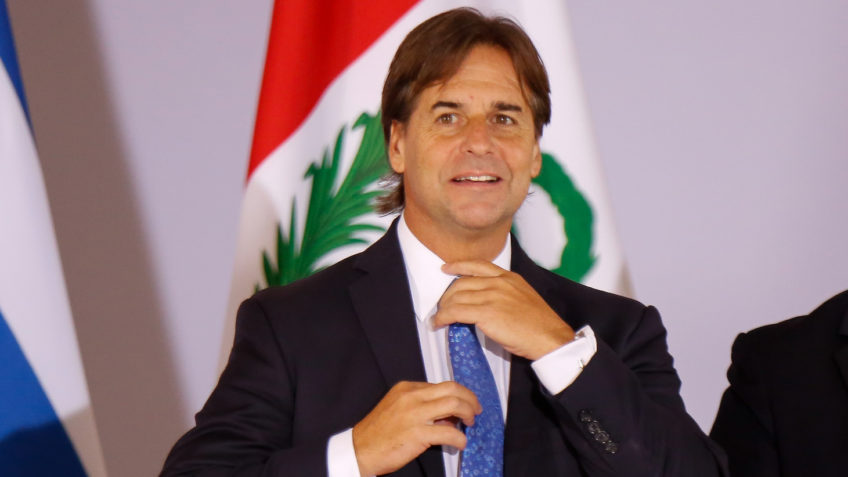 Luis-Lacalle-Pou-no-Itamaraty-848x477