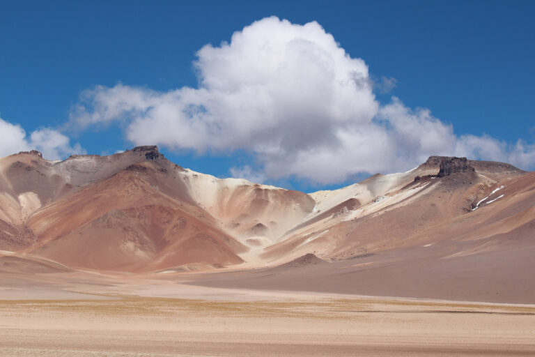 Bolivia explores salt flats to expand lithium reserves
