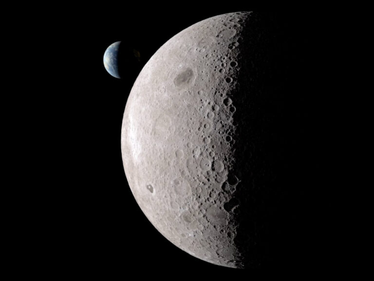 NASA plans to send humans to the dark side of the moon before Mars mission