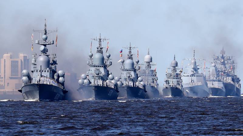 navy dayt russa