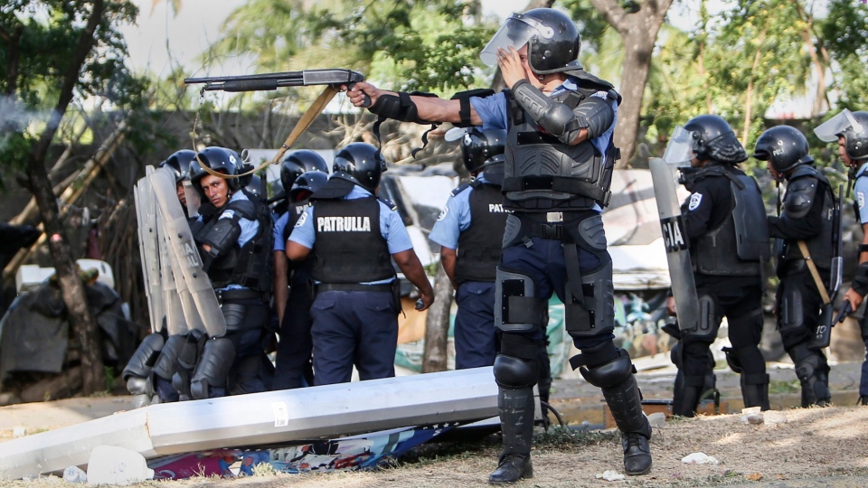Nicaraguan police exodus: migration initiative opens doors for defected officers seeking refuge in U.S. (Photo Internet reproduction)