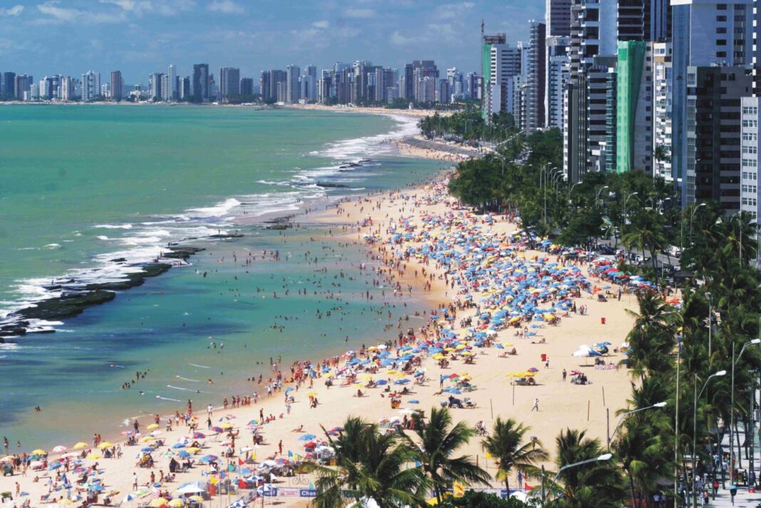 Recife Rio Mar Structural risks identified in more than 100 buildings in the greater ...