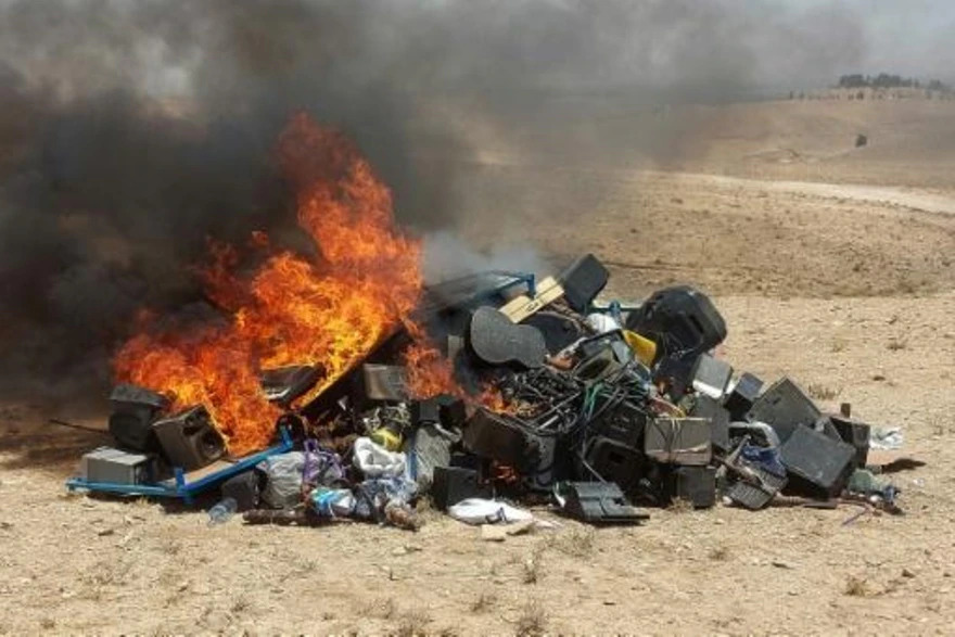 Taliban authorities burn musical instruments, citing 'immorality'. (Photo Internet reproduction)