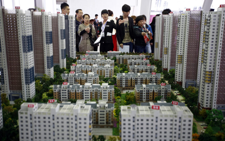 China’s top 100 real estate developers report 33% drop in sales in July
