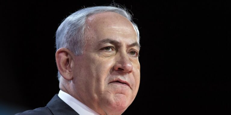 Netanyahu amends judicial reforms and promotes market stability