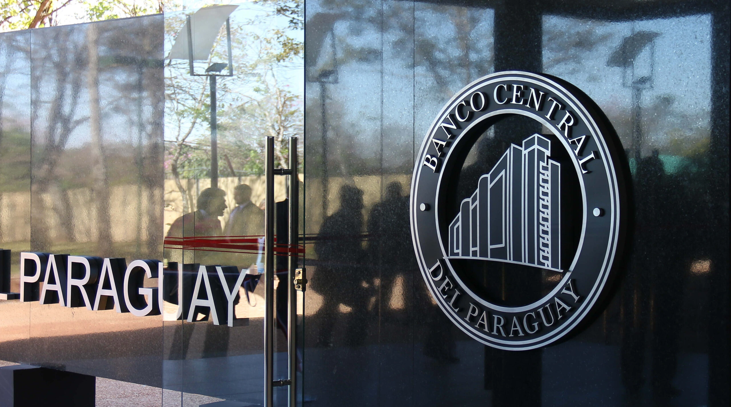 Steady As She Goes: Paraguay's Central Bank Keeps Interest Rates Fixed. (Photo Internet reproduction)