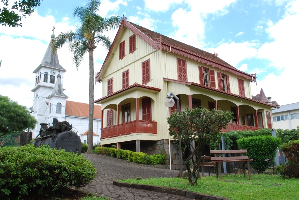 Teacher Dismissed Over Neutral Language in Santa Catarina School. (Photo Internet reproduction)