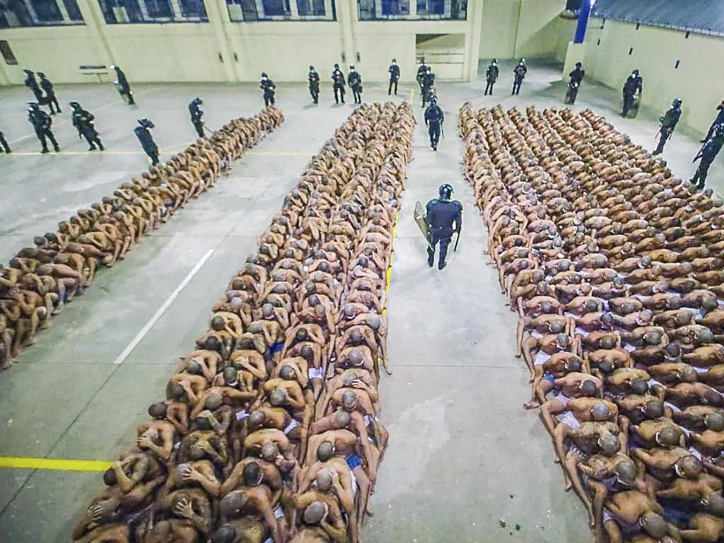 El Salvador's Prisoners Triple, Tops U.S. Rates.(Photo Internet reproduction)