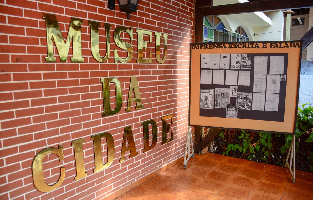 museu-da-cidade-monta-exposicao-sobre-a-imprensa-valadarense-2
