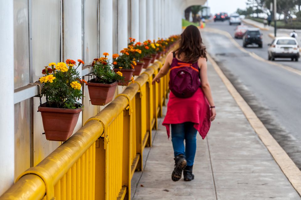 women traveling alone