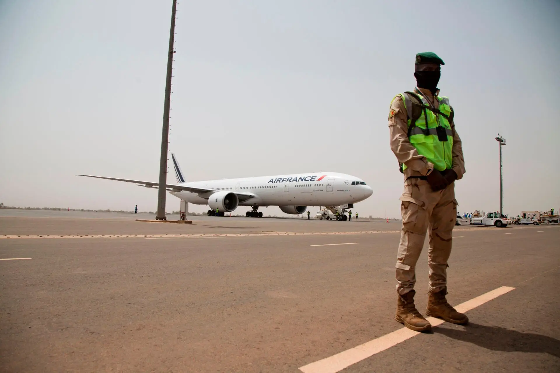 Mali fuel blockade leaves Bamako under siege