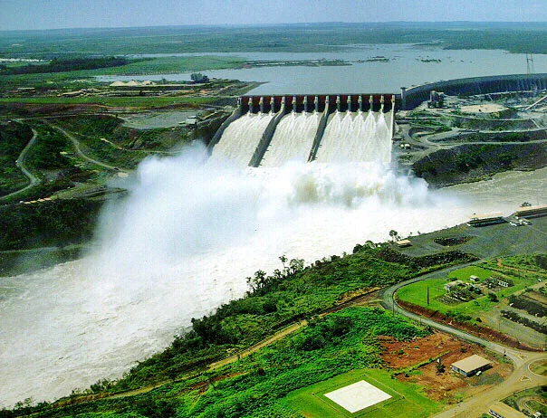 Itaipu-dam