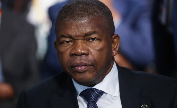 For the first time in Angola president faces impeachment. (Photo Internet reproduction)