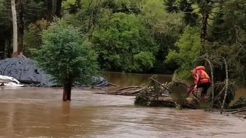 Heavy Rain Hits 78 Santa Catarina Cities, Triggers Emergencies. (Photo Internet reproduction)