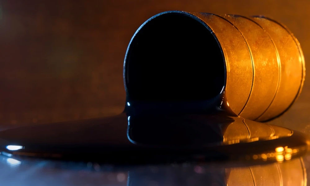 Oil Price Hits Month-Low Amid Rising Concerns. (Photo Internet reproduction)