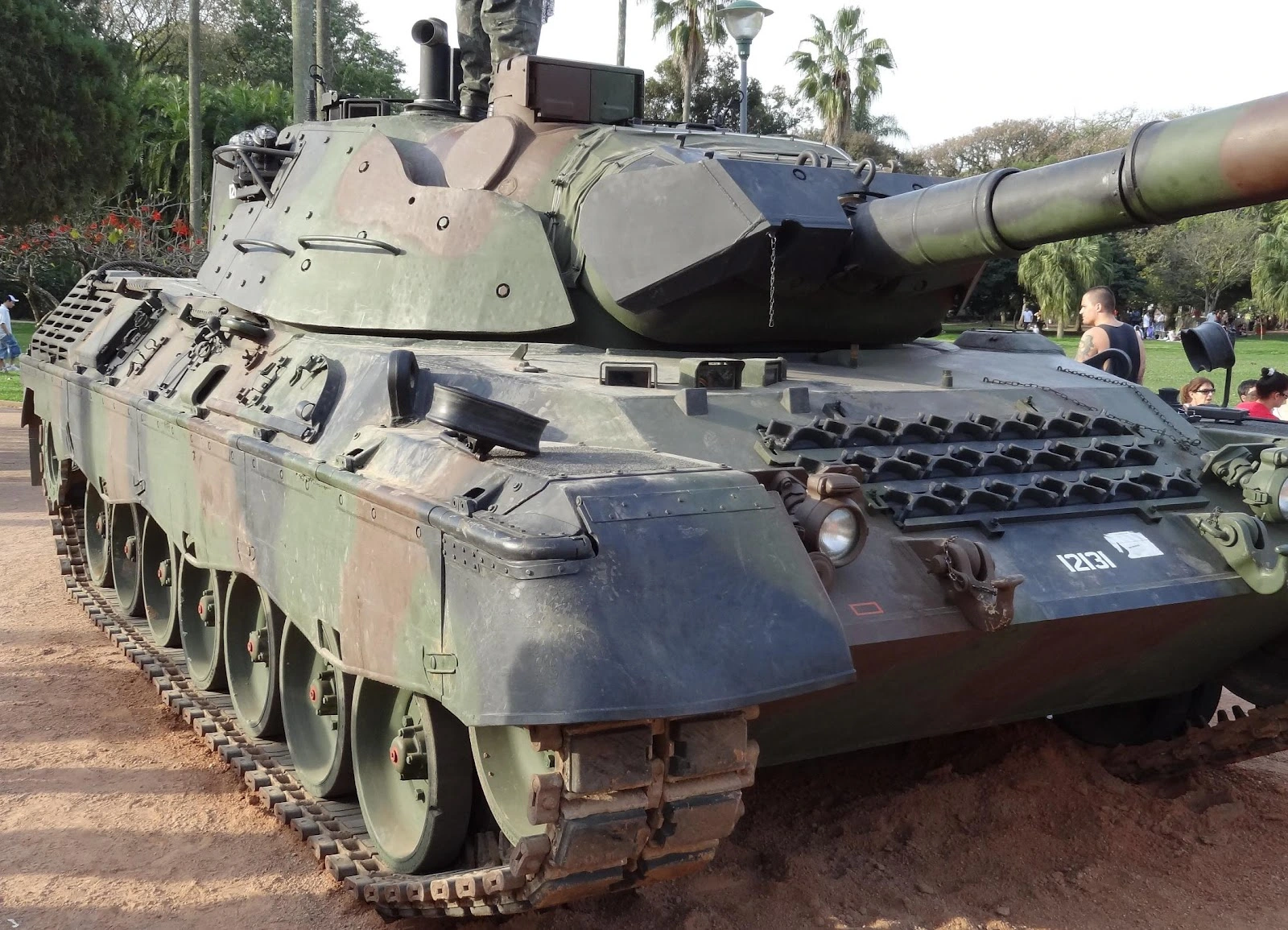 Brazil's Leopard Tanks: Adapting or Aging?. (Photo Internet reproduction)