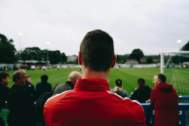 Tips for Betting on Sports Online. (Photo by Richard Boyle on Unsplash)