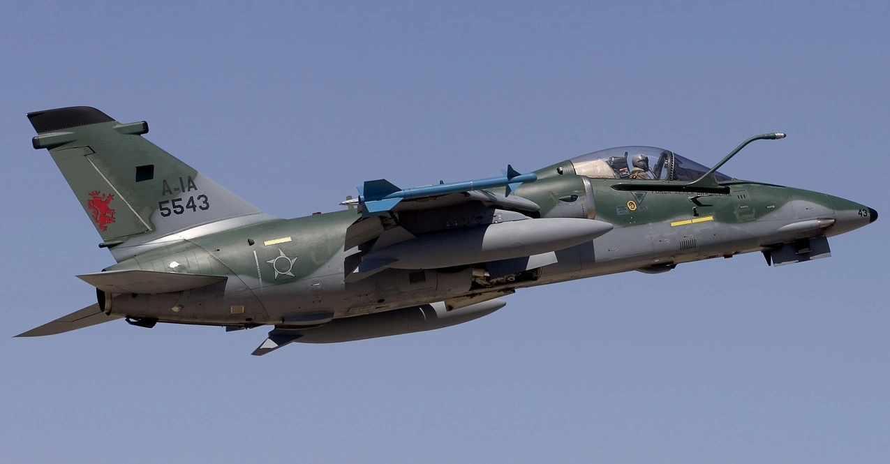 AMX Ghibli: Brazil-Italy's Sky Champion. (Photo Internet reproduction)