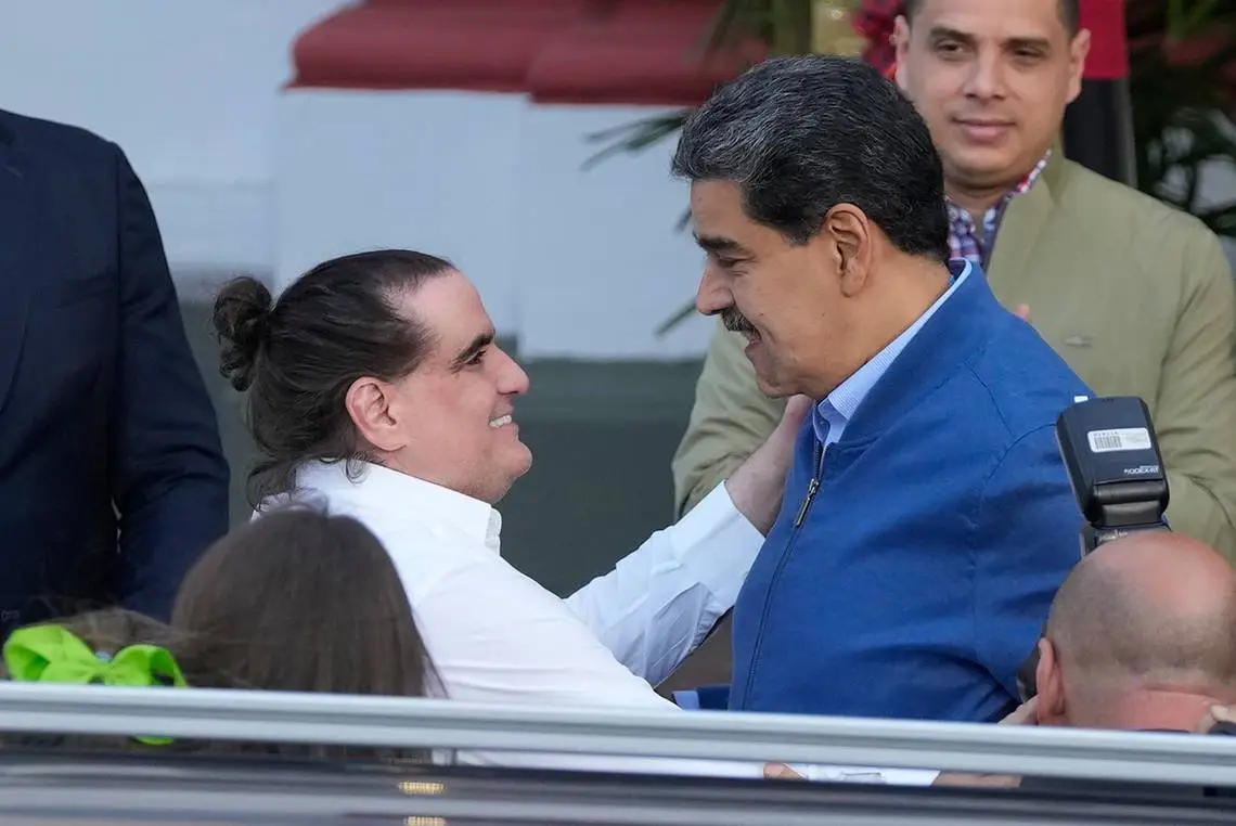 Diplomatic Shifts: The U.S.-Venezuela Prisoner Exchange - Alex Saab and Nicolas Maduro. (Photo Internet reproduction)
