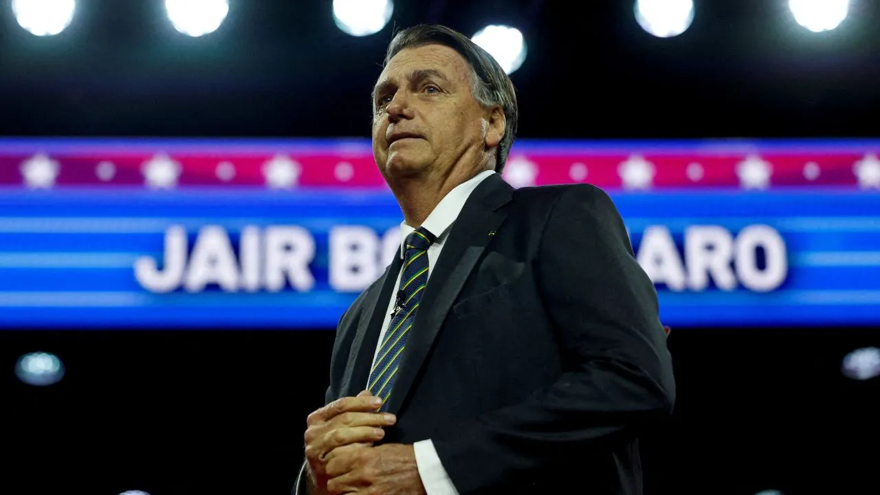  Bolsonaro's Resilience - More Than Just Charisma. (Photo Internet reproduction)