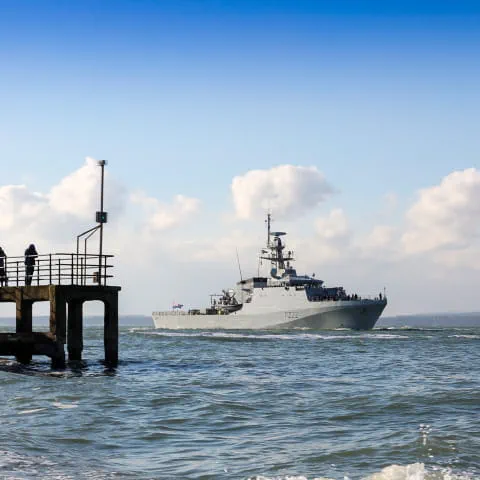 HMS Forth's Return Strengthens Falkland Defense. (Photo Internet reproduction)