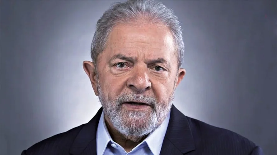 Lula's Presidency: A Tug of War in Public Opinion. (Photo Internet reproduction)