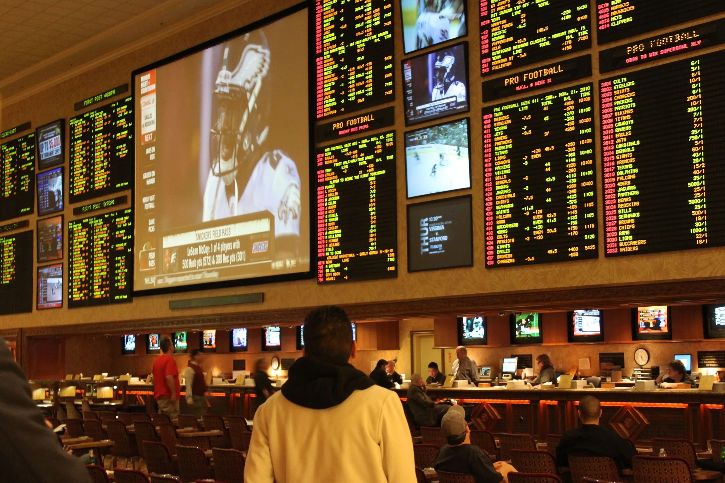 How Free Bets Can Help You Master Sports Betting