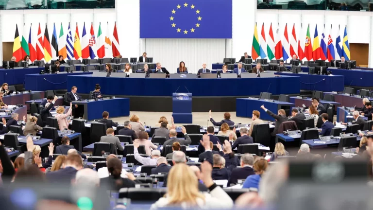 Shift in European Parliament: Right-Wing Rise in 2024 Elections