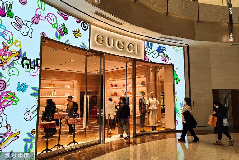 China's Luxury Market Rebound: A 2024 Outlook. (Photo Internet reproduction)