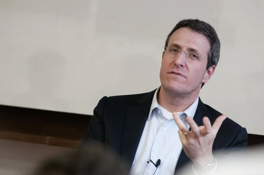 Debt Market, Not IPOs, to Dominate Brazil's 2024 Financial Landscape