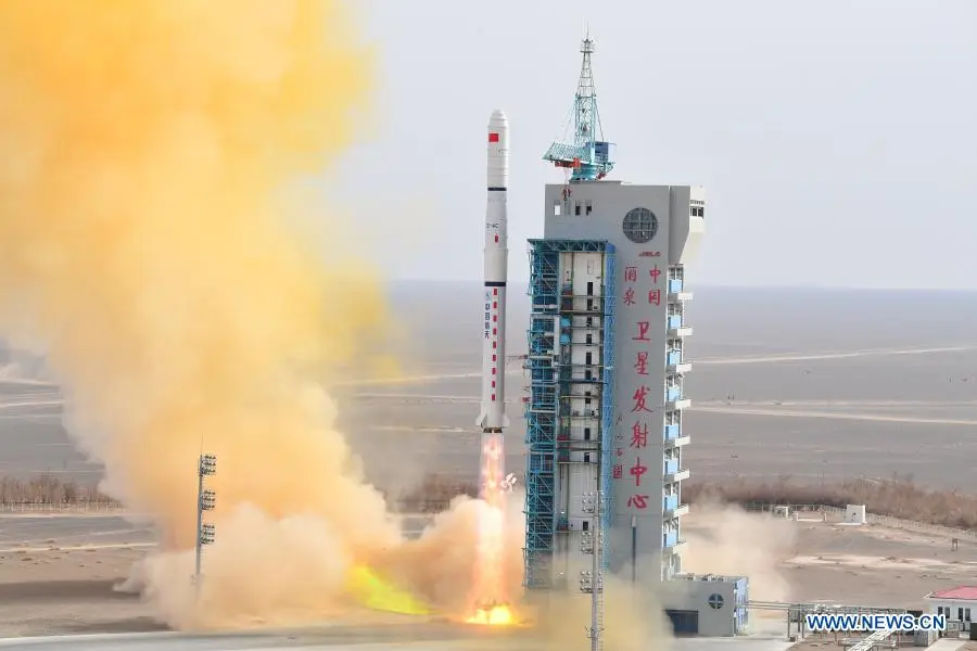 china satellites