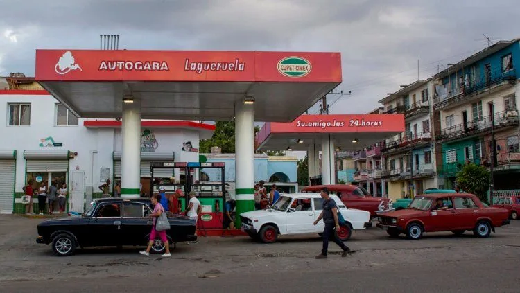 Cuban Fuel Costs Skyrocket, Inflation Fears Rise. (Photo Internet reproduction)