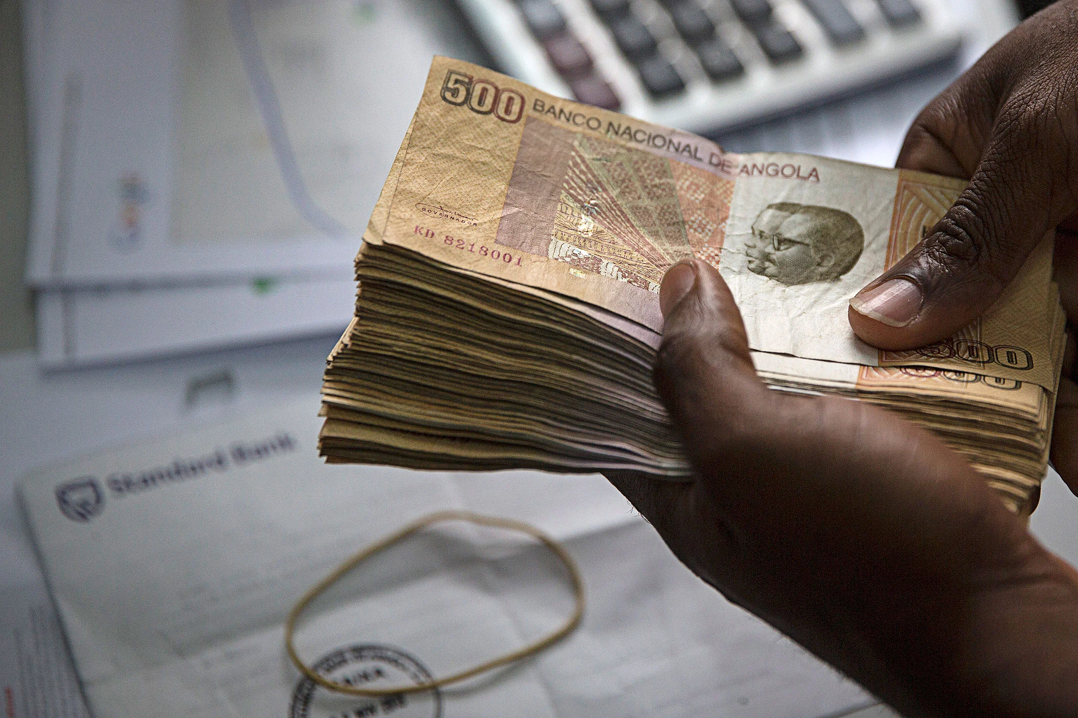 Rising Inflation in Angola: Oxford Economics' Forecast. (Photo Internet reproduction)
