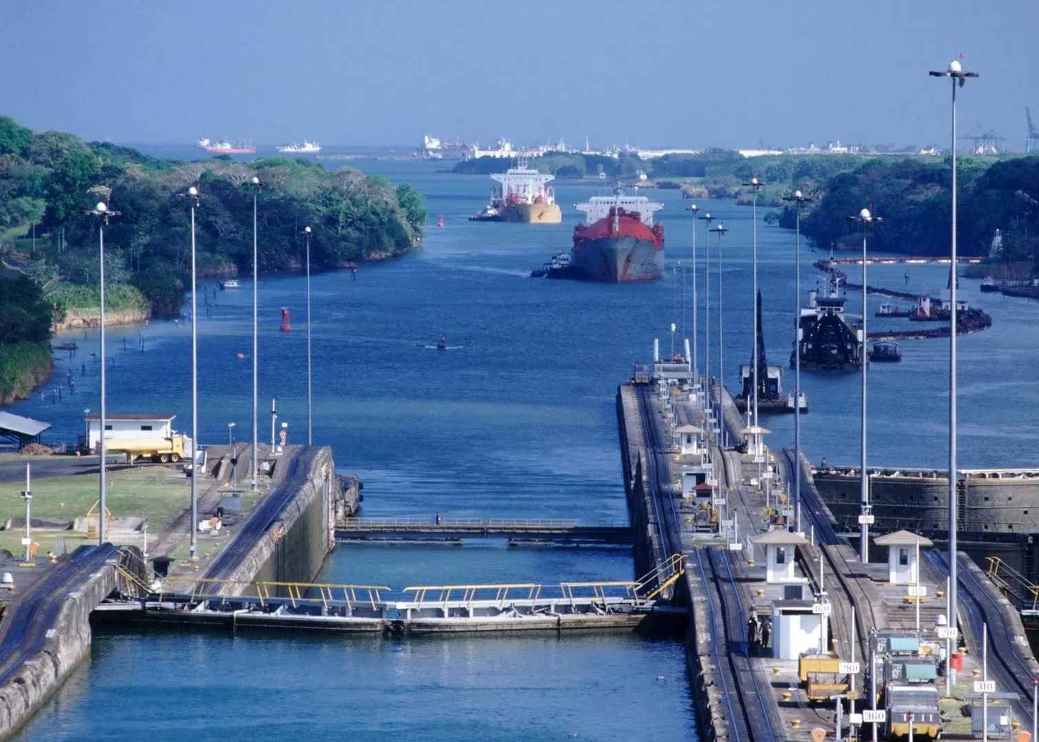 Panama Canal Faces Revenue Drop in 2024. (Photo Internet reproduction)