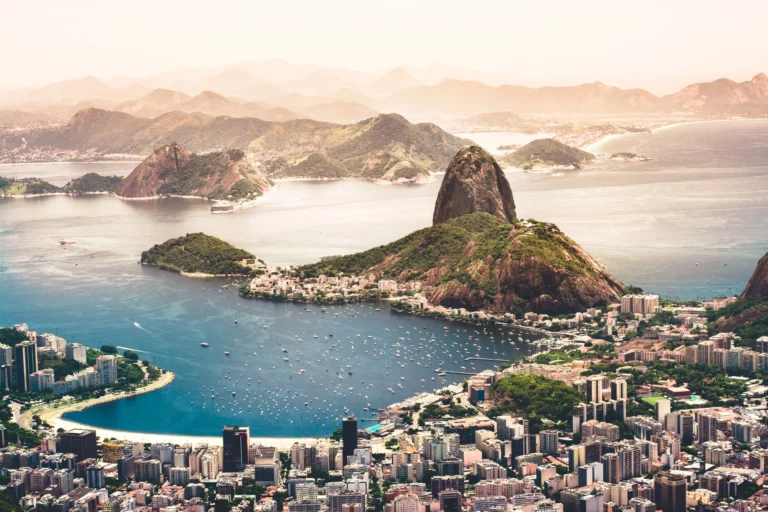Brazil's Journey to Smart Tourism Destinations