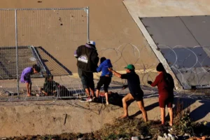 Sharp Decline in US-Mexico Border Crossings