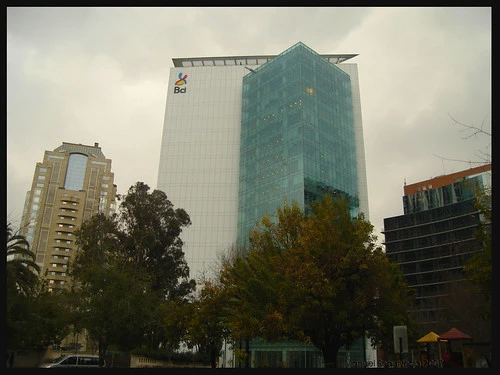 Angola's Privatization Efforts Miss the Mark - BCI bank building. (Photo Internet reproduction)