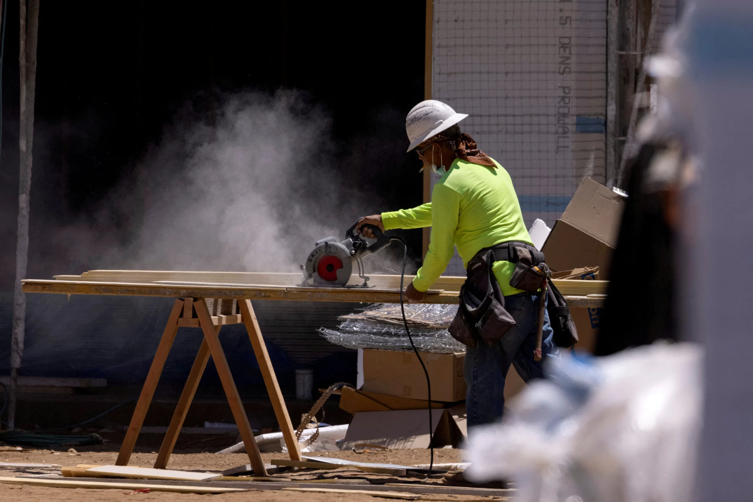 Boost in U.S. Productivity Fuels 2023 Economic Revival