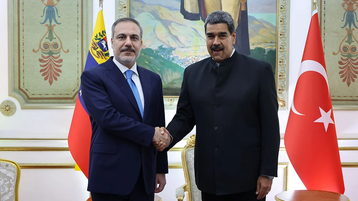 Maduro and Turkish Foreign Minister Strengthen Bilateral Ties in Caracas. (Photo Internet reproduction)