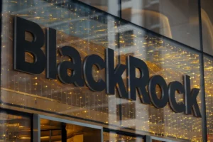 Record Inflows Propel BlackRock's Bitcoin ETF to Top Tier